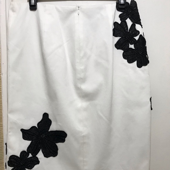 NWOT 3 SKIRTS BUNDLE PER SE, 7th AVE, ETCETERA. - Picture 4 of 11